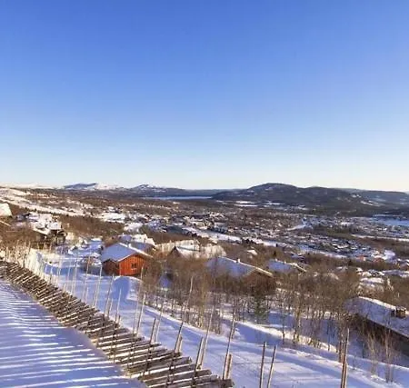 Cozy With Stunning Mountain Views Beitostolen