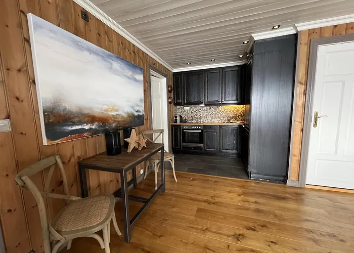 Cozy With Stunning Mountain Views Apartamento Beitostolen