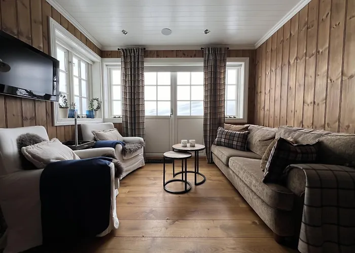 Cozy With Stunning Mountain Views Apartamento Beitostolen