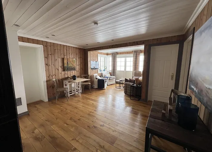 Cozy With Stunning Mountain Views Apartamento Beitostolen